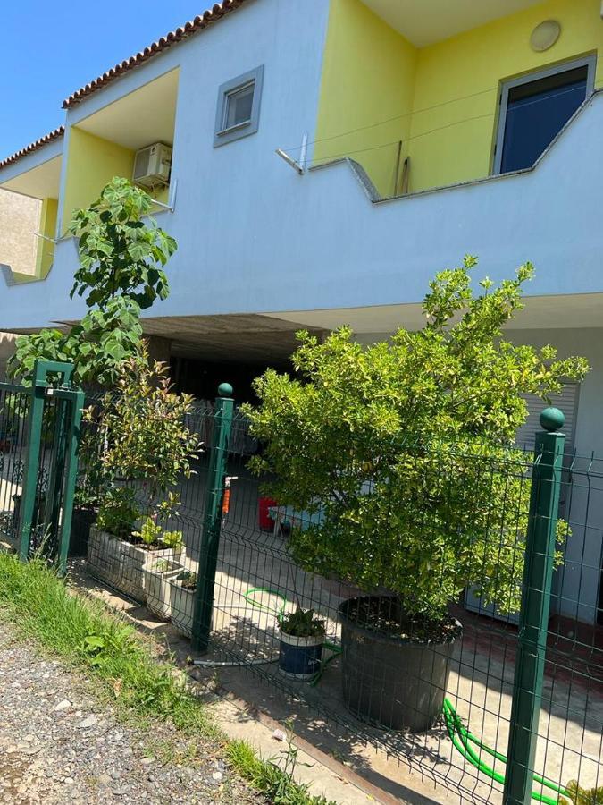 Guest House Andersoni Dhoma Plazhi Andersoni Shen Ded Gjoni Exteriér fotografie